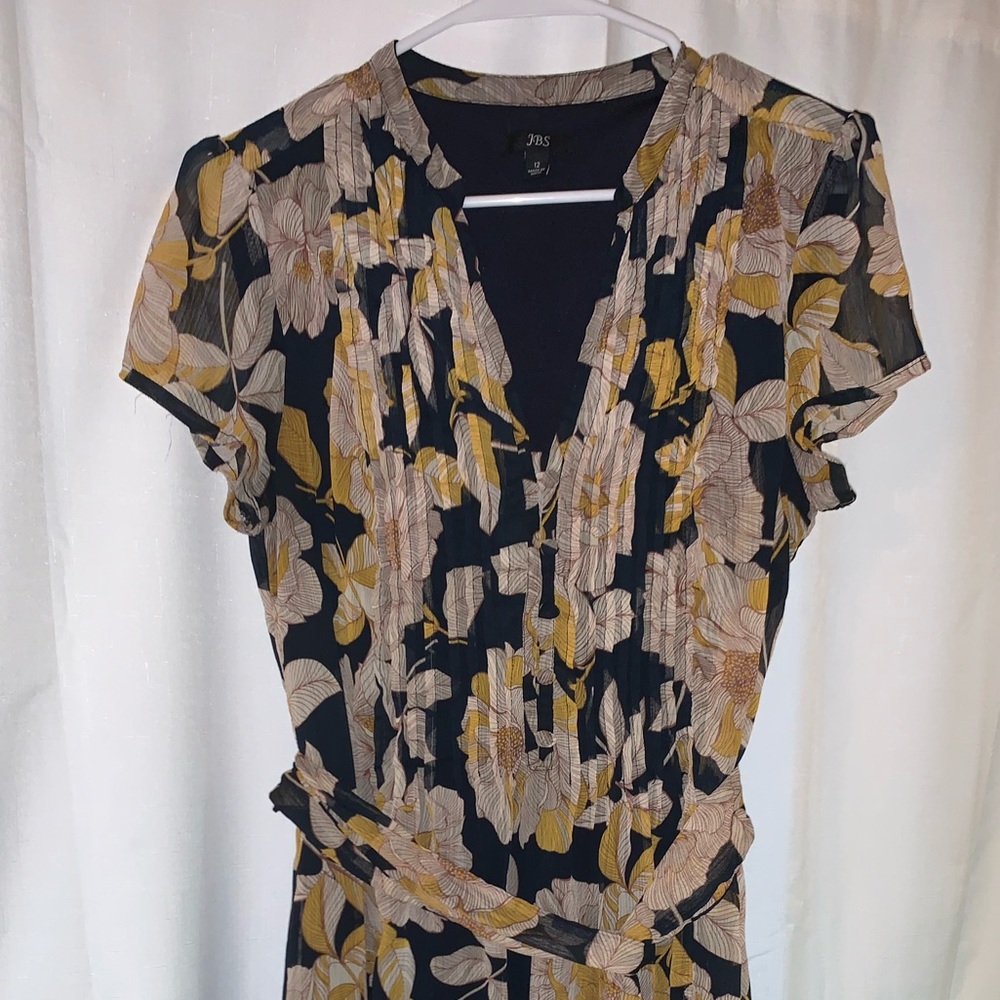 Floral Tie-Waist Dress